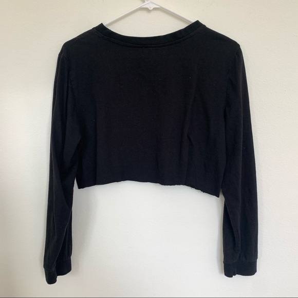 Good Vibes Only Black Rose Graphic Cropped Long Sleeve Shirt - Picture 3 of 4